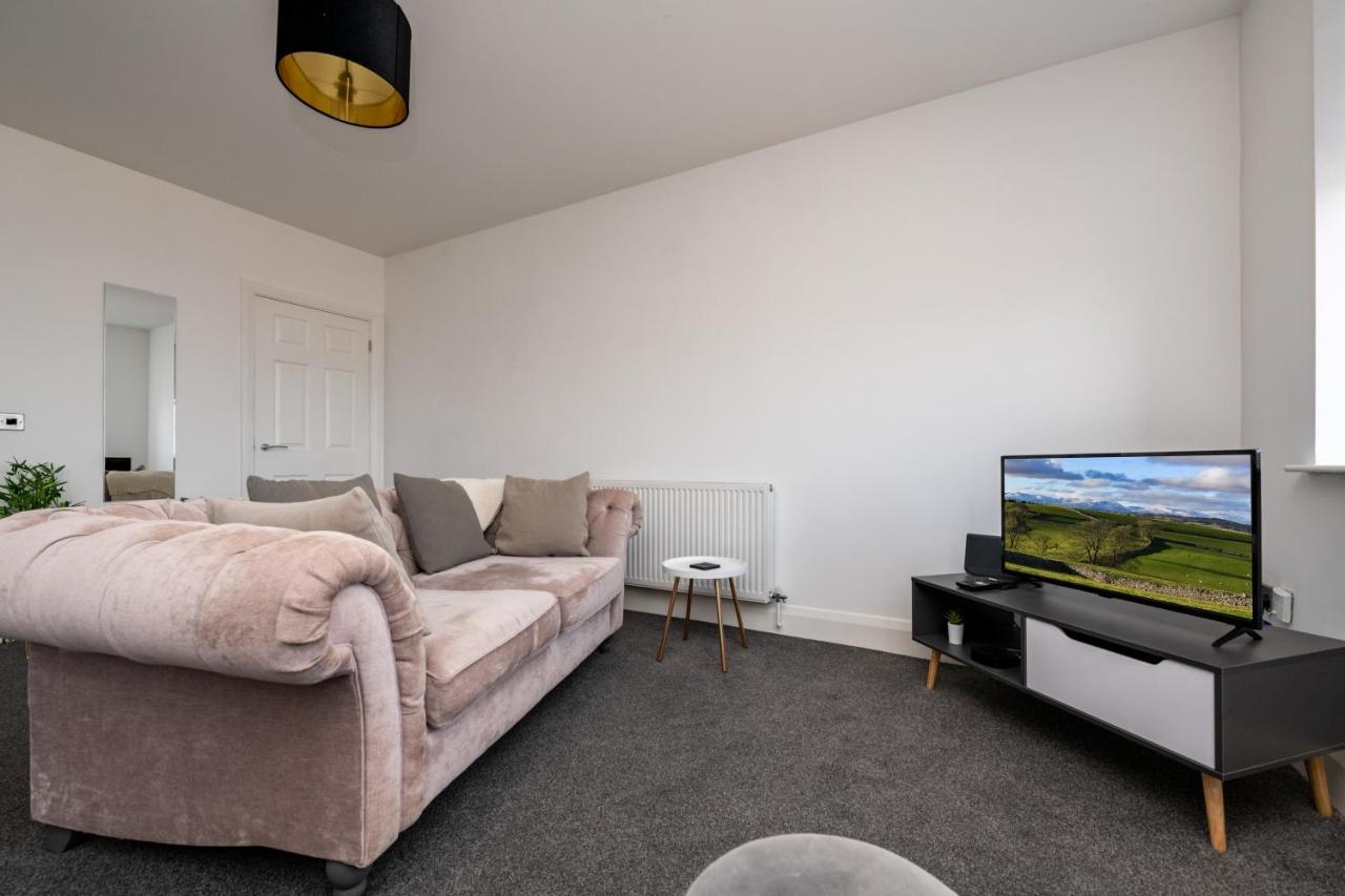 The Croston Balcony Apartment- Morecambe Central Promenade, Beach Front And Sea Views Kültér fotó